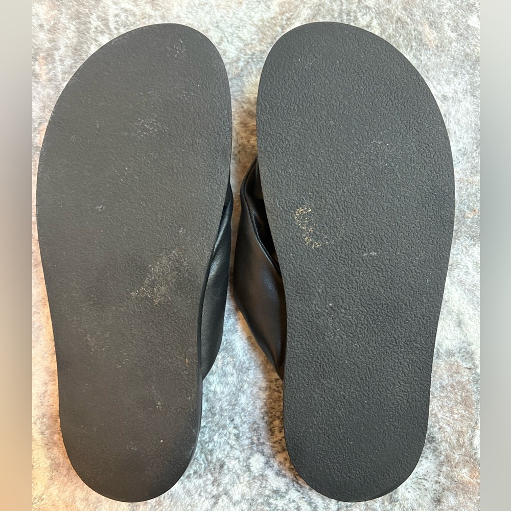 Banana Republic Leather Knot Slide Sandal View 6